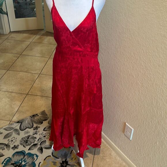 Preloved Band Of The Free Women's L Anina Ruby Red Wrap Midi Dress Red Jaquard F - Picture 2 of 16